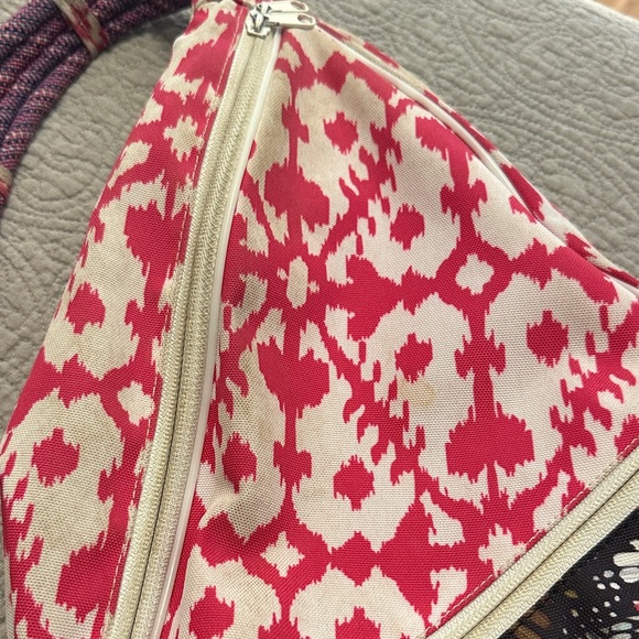 Kavu Pink and White Butterfly Sling Bag - Picture 2 of 5